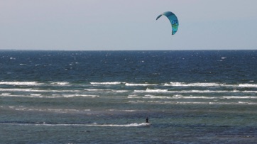 VED STRANDEN - LYSTRUP STRAND, surf